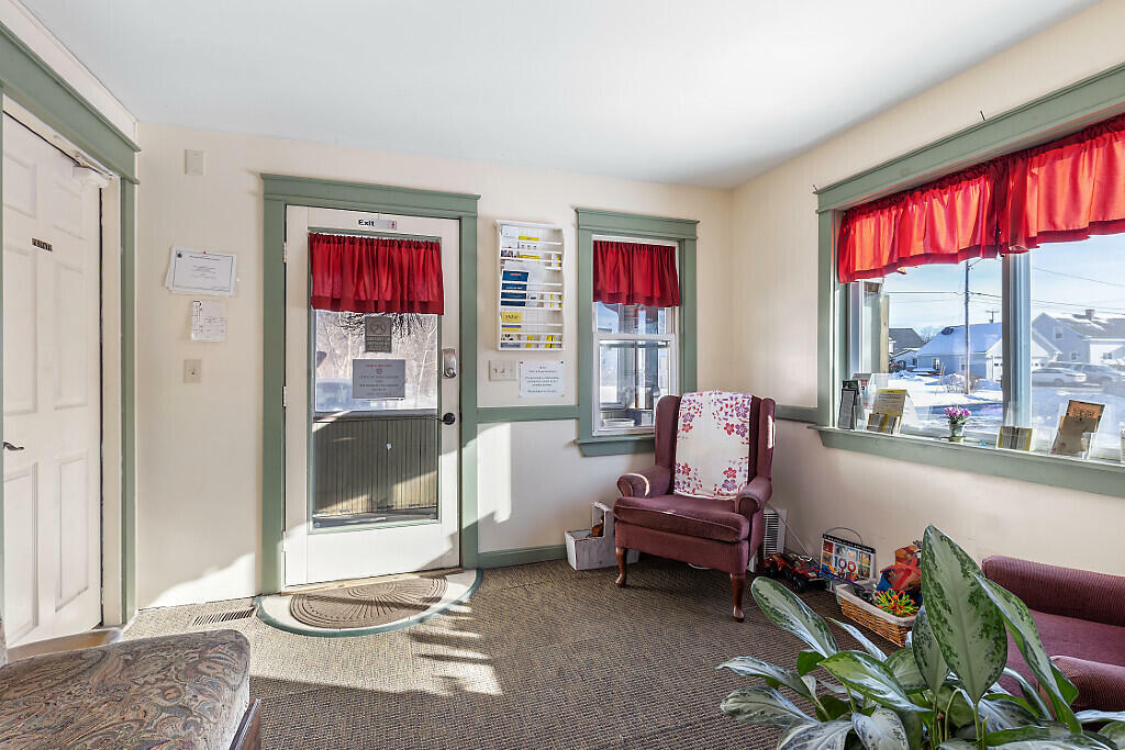Property Photo: 6 Stoddard Lane ME 04347