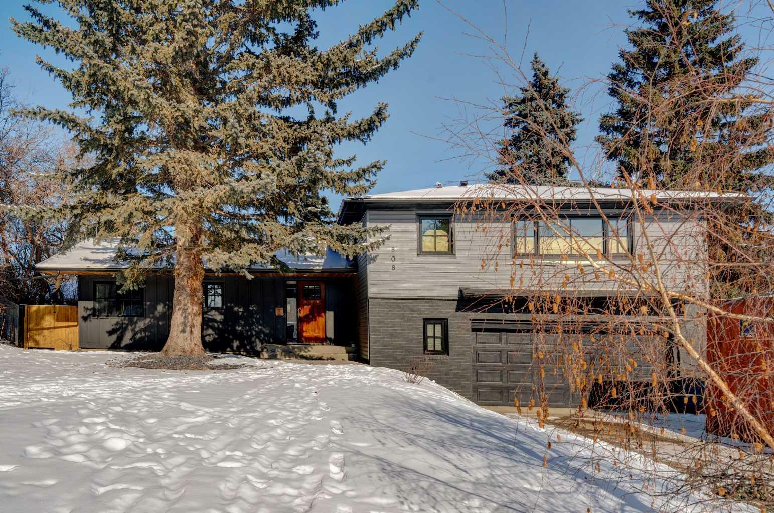 Property Photo:  808 48 Avenue SW  AB T2S 1E8 