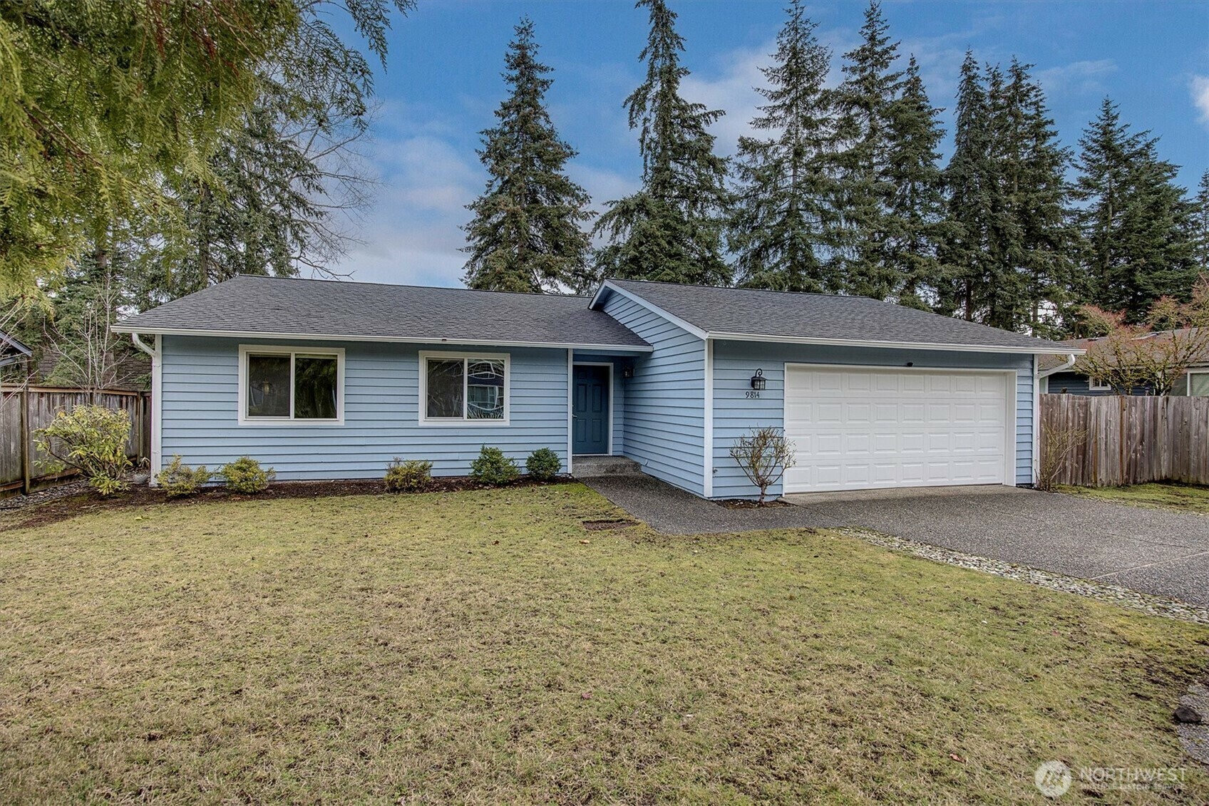 Property Photo:  9814  117th Place NE  WA 98033 