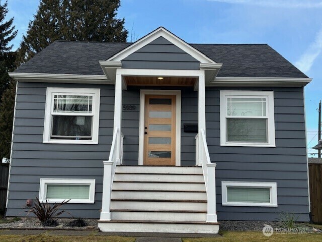 5939  34th Avenue SW  Seattle WA 98126 photo