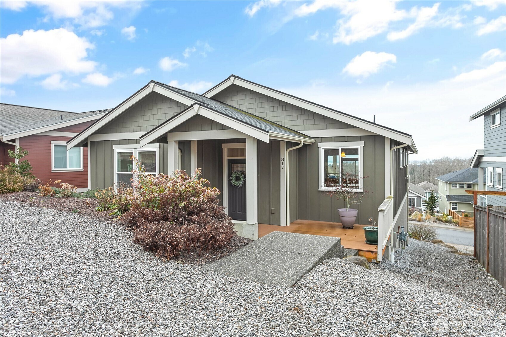 Property Photo:  817  Blackstone Court  WA 98226 