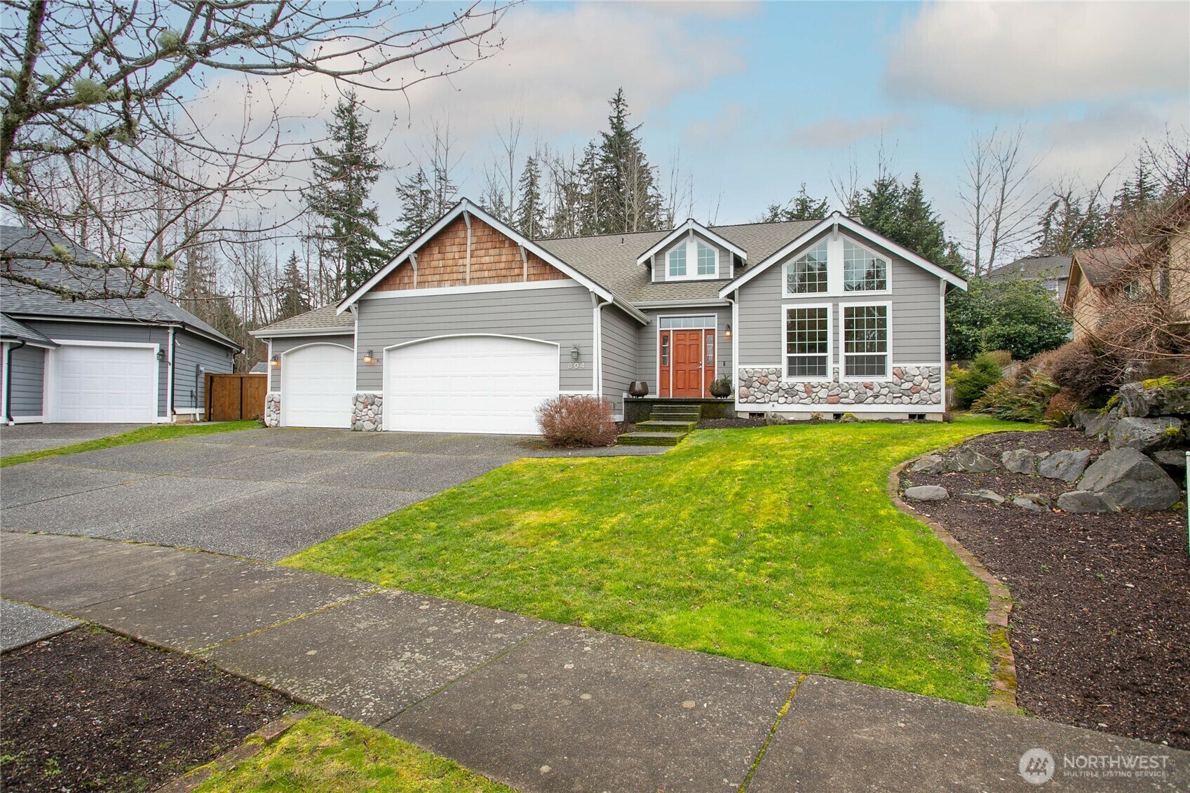 Property Photo:  804  Spieden Place  WA 98229 