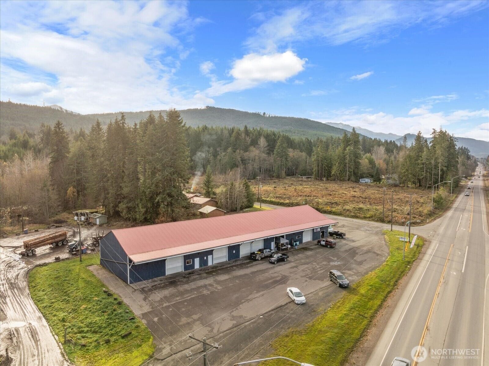 Property Photo:  2450 W Hwy 101 D  WA 98362 