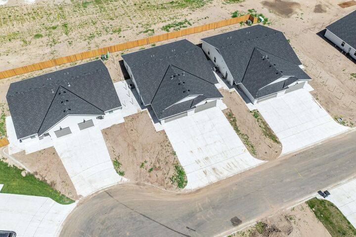 Property Photo:  5007 S Sycamore Ave  KS 67217 