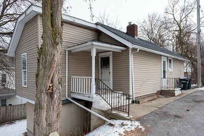 Property Photo: 832 1/2 5th Ave PA 15108