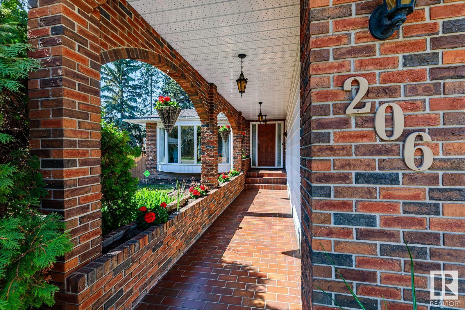 Property Photo: 206 Wolf Willow Crescent NW AB T5T 1T2