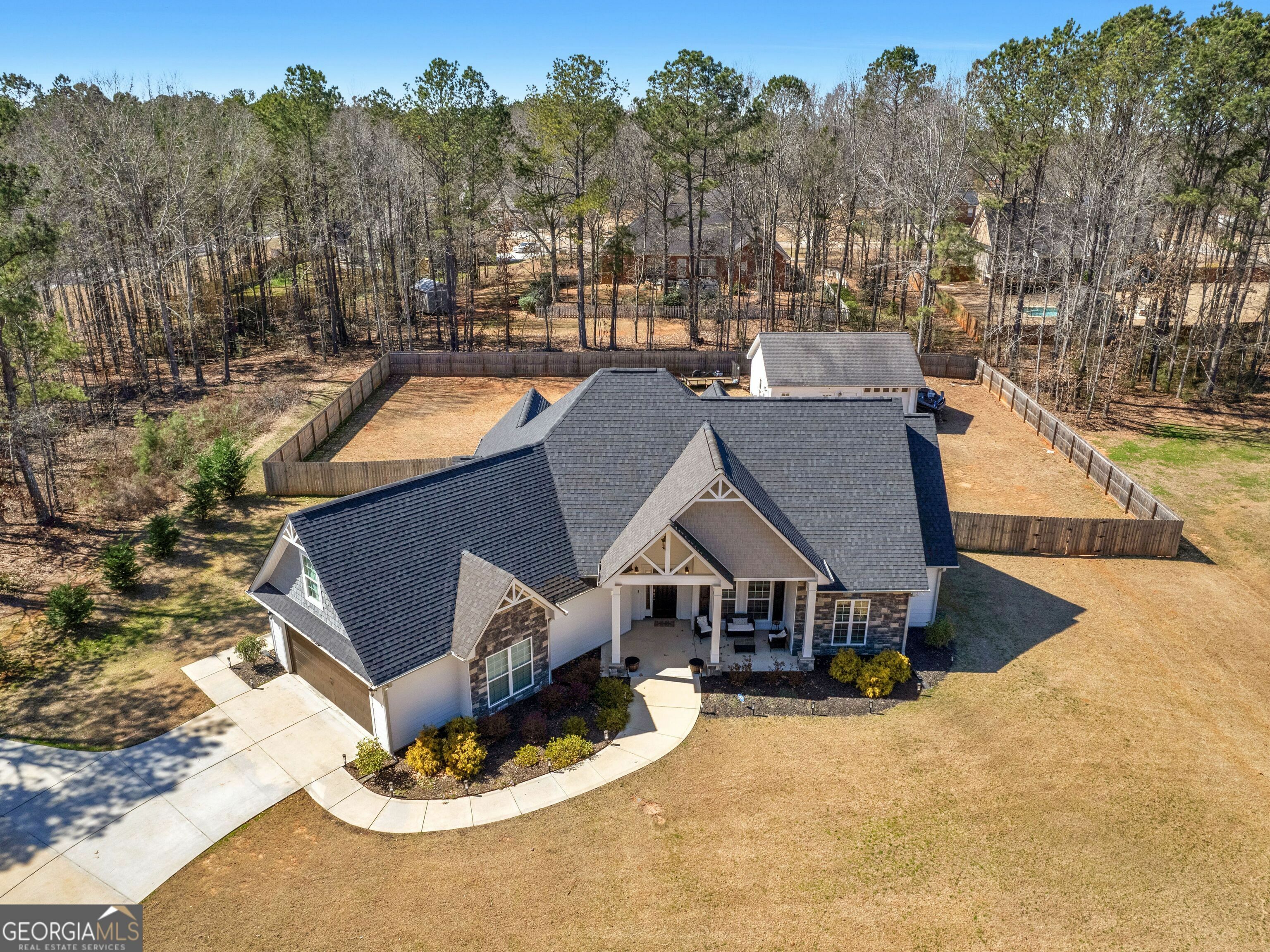 Property Photo:  105 Woodcrest Drive  GA 30233 