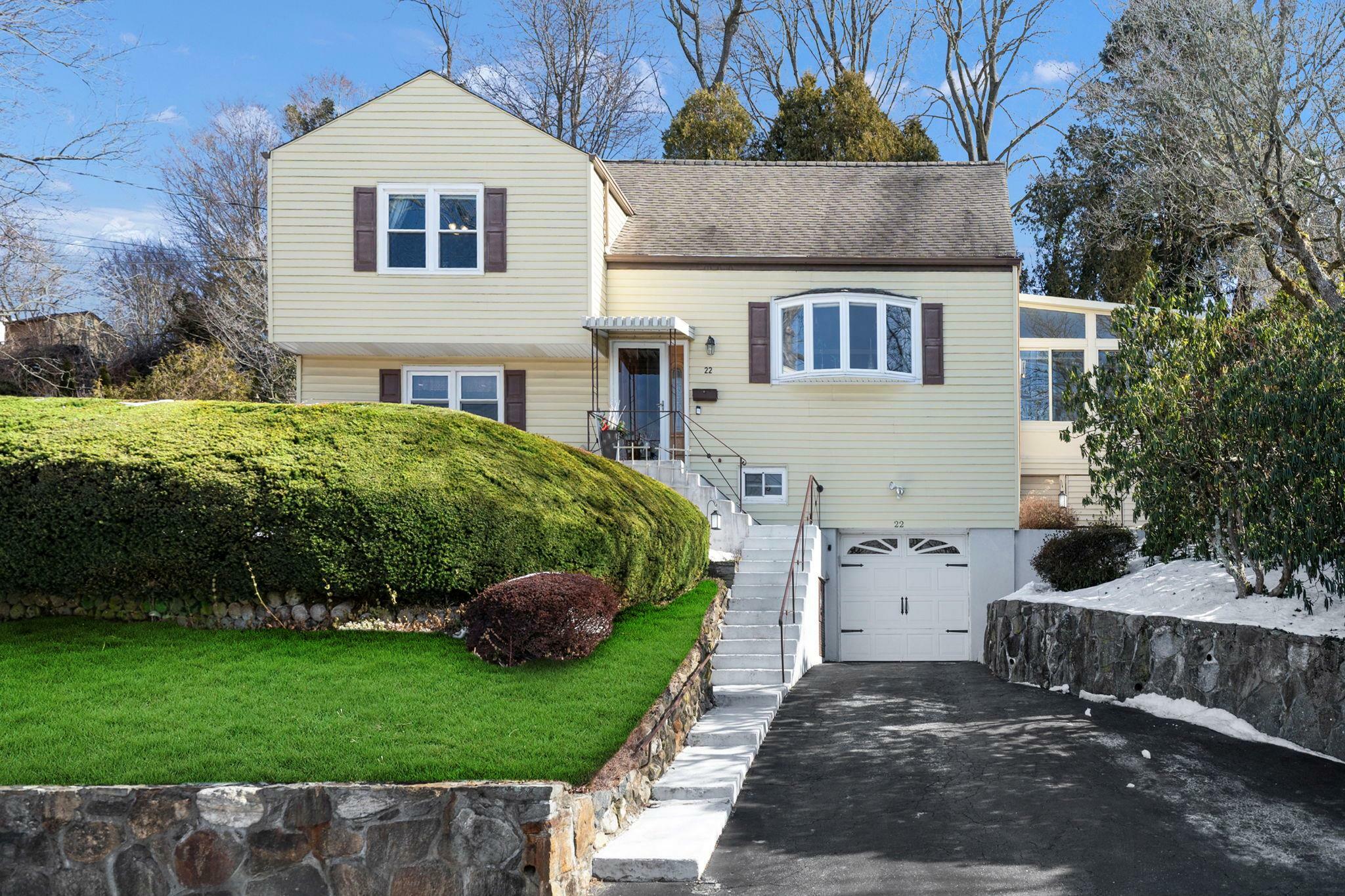 Property Photo:  22 Pamela Lane  NY 10595 