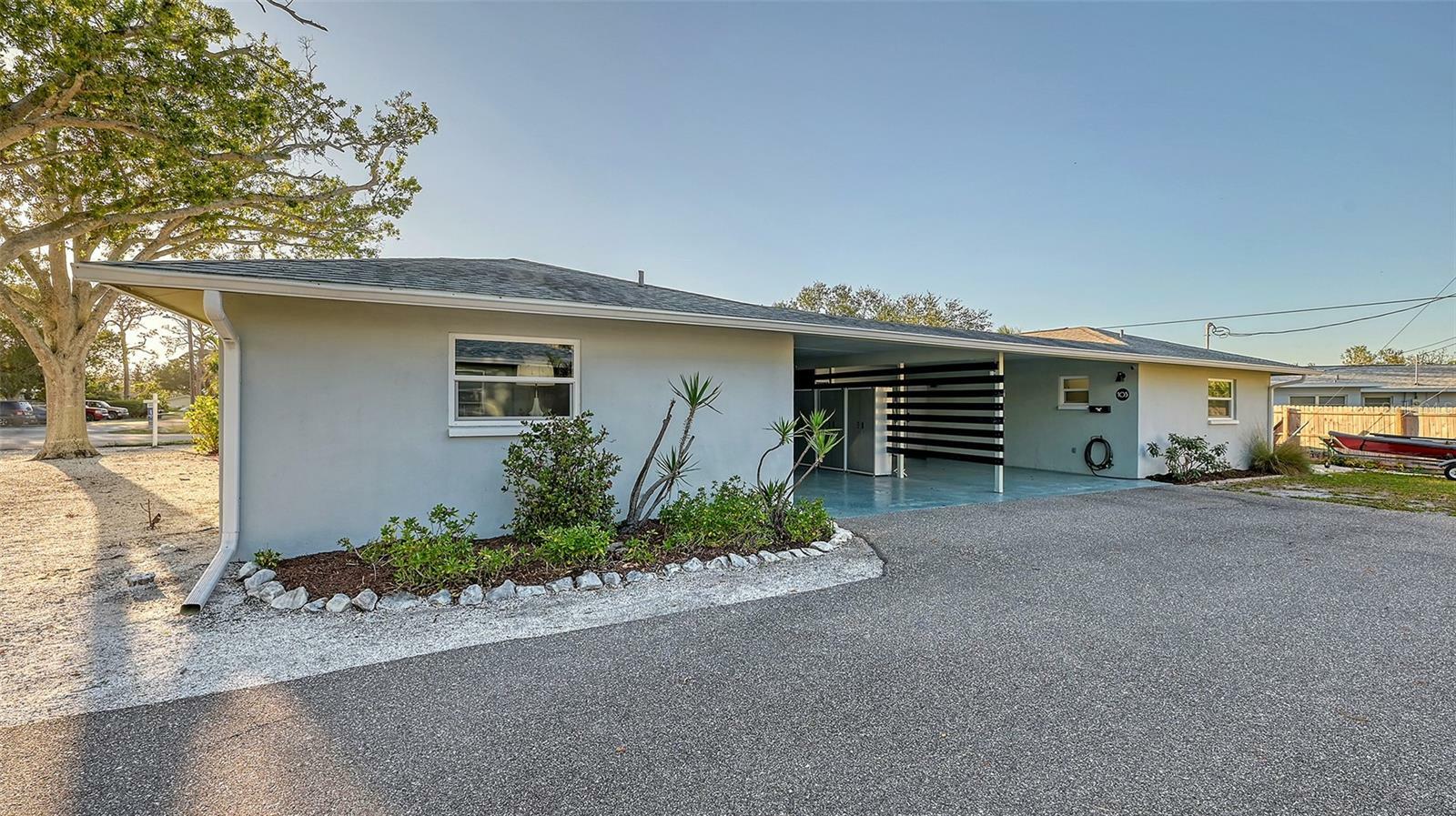 Property Photo: 101 Base Avenue E 101, 103 FL 34285