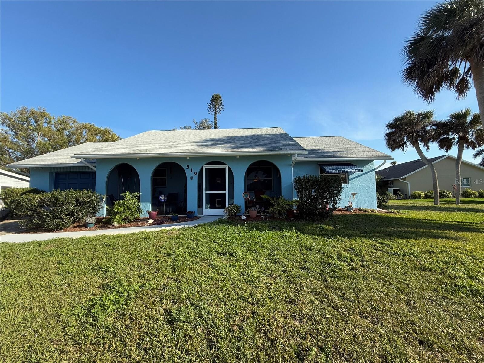 Property Photo:  519 Bellaire Drive  FL 34293 