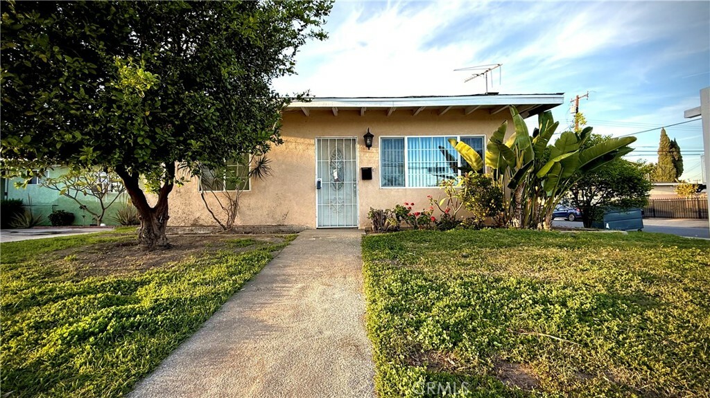 Property Photo:  11457 Foster Road  CA 90650 