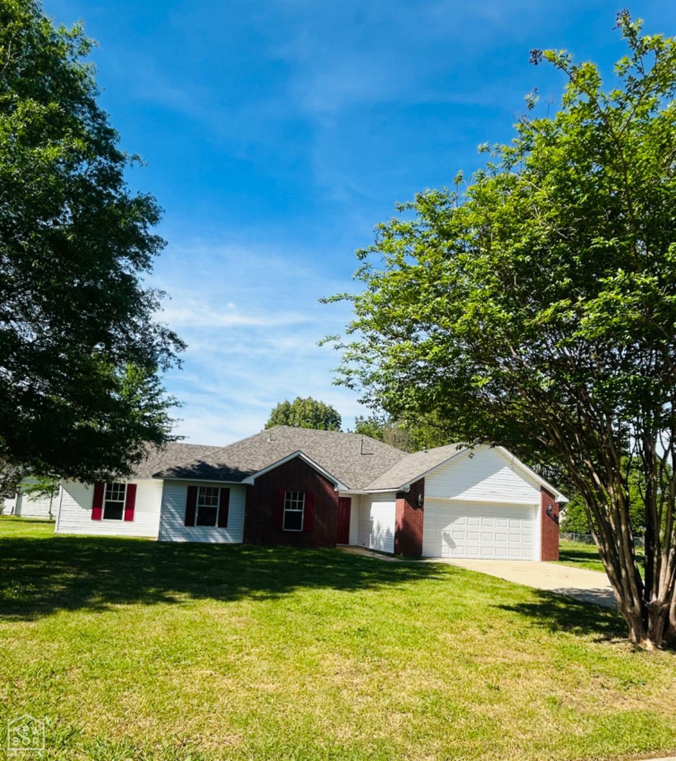 Property Photo:  1628 Crepe Myrtle  AR 72401 