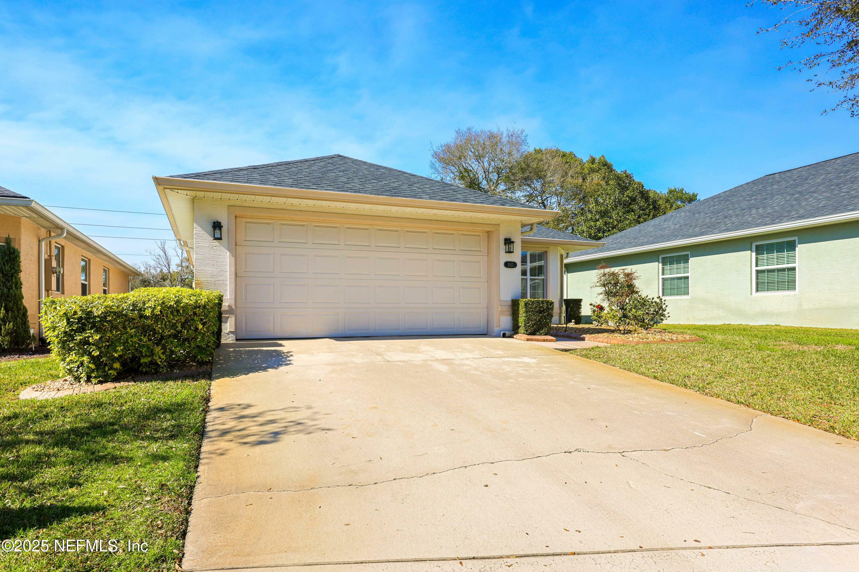 Property Photo:  1017 Ridgewood Lane  FL 32086 