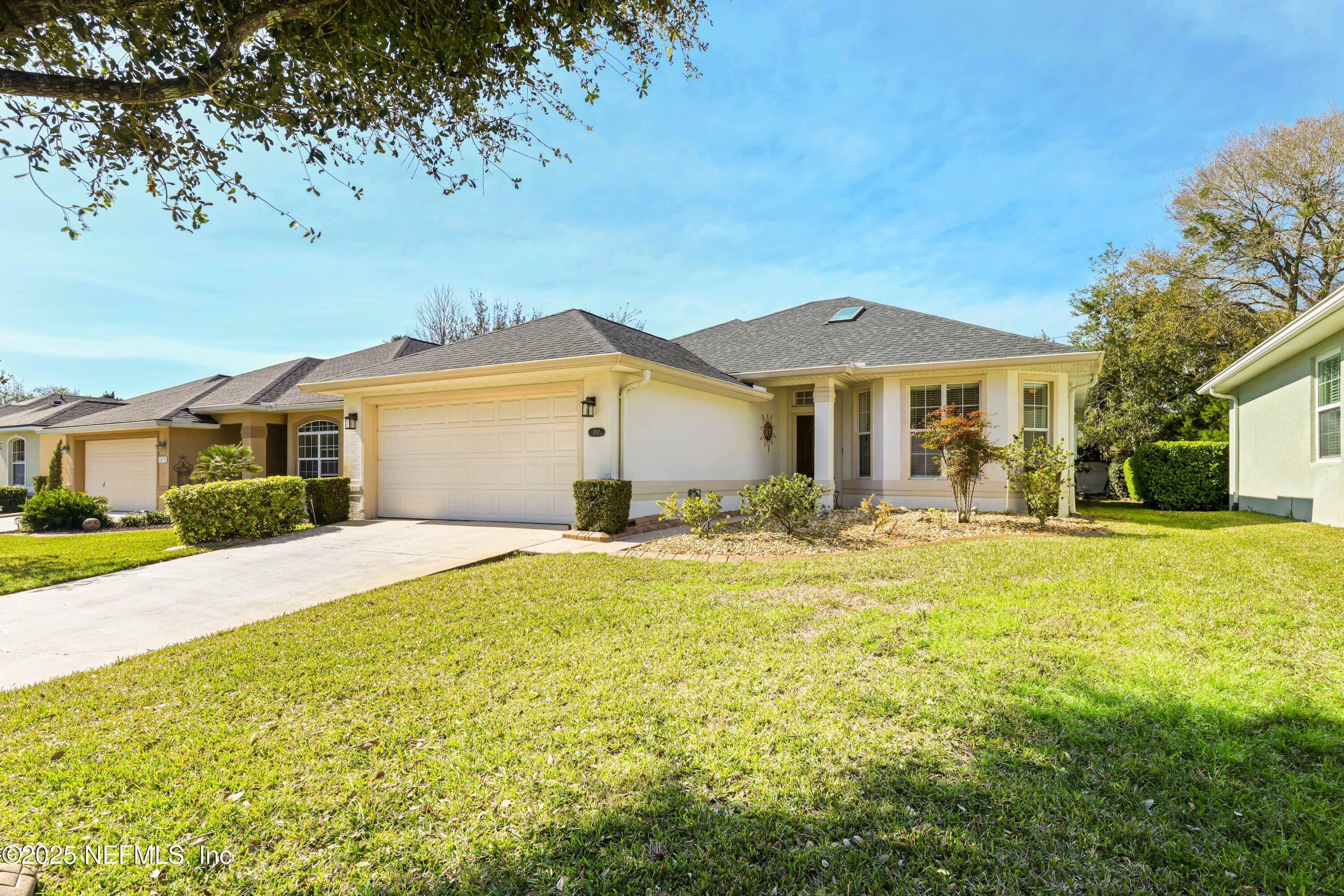 Property Photo: 1017 Ridgewood Lane FL 32086