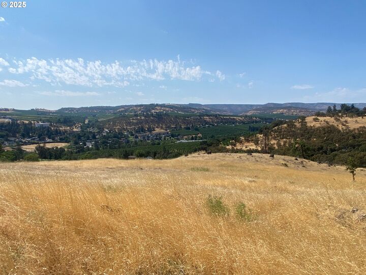 Sandstone Way  The Dalles OR 97058 photo