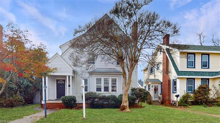 117 Pochin Pl  Hampton VA 23663 photo
