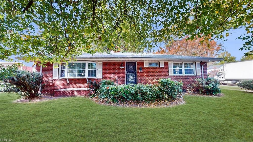 Property Photo: 6815 Granby St VA 23505