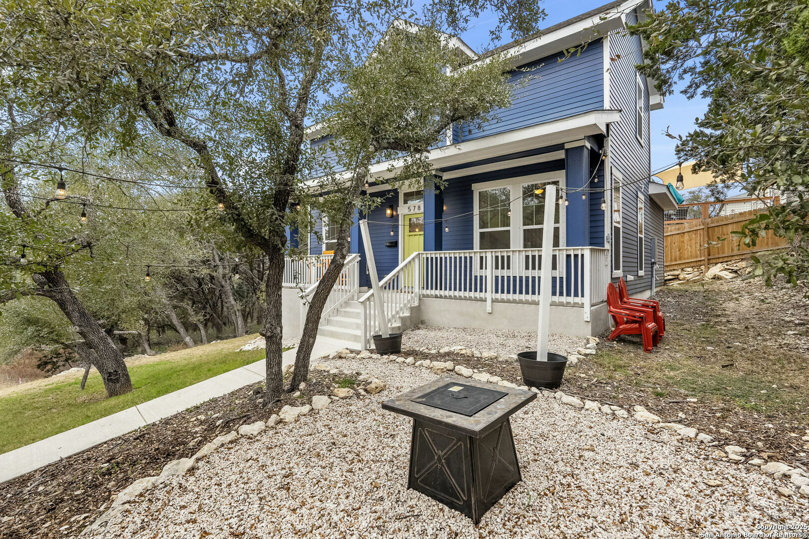Property Photo: 578 Firefly TX 78133