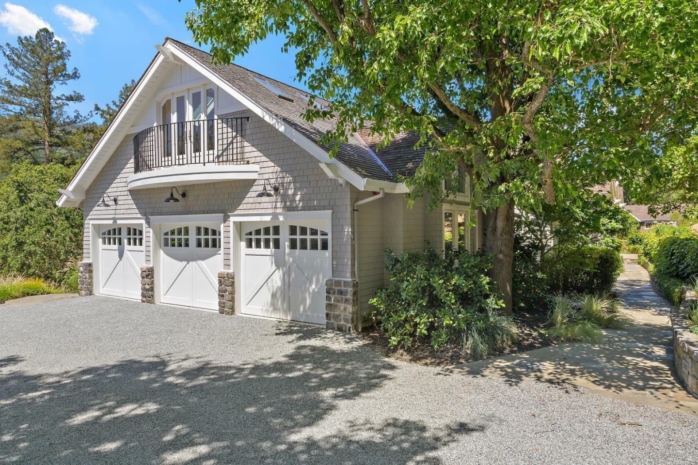 Property Photo: 3 Vintage Court CA 94062