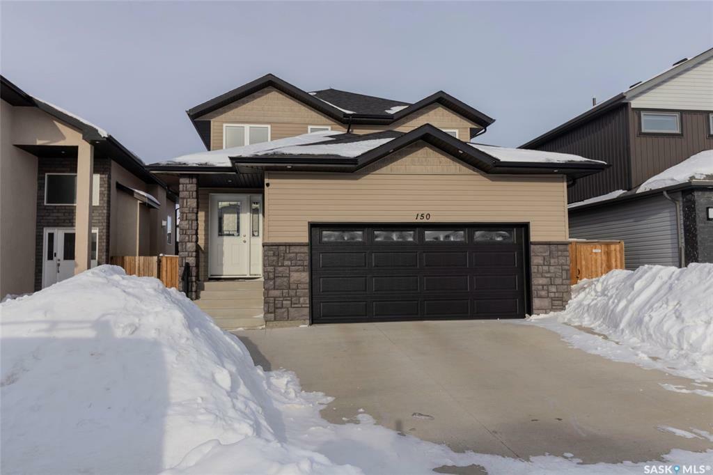 Property Photo:  150 Fast Crescent  SK S7W 0W9 