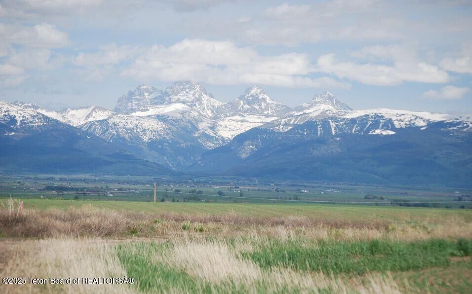 Property Photo: 8478 Evan Ridge Road ID 83452