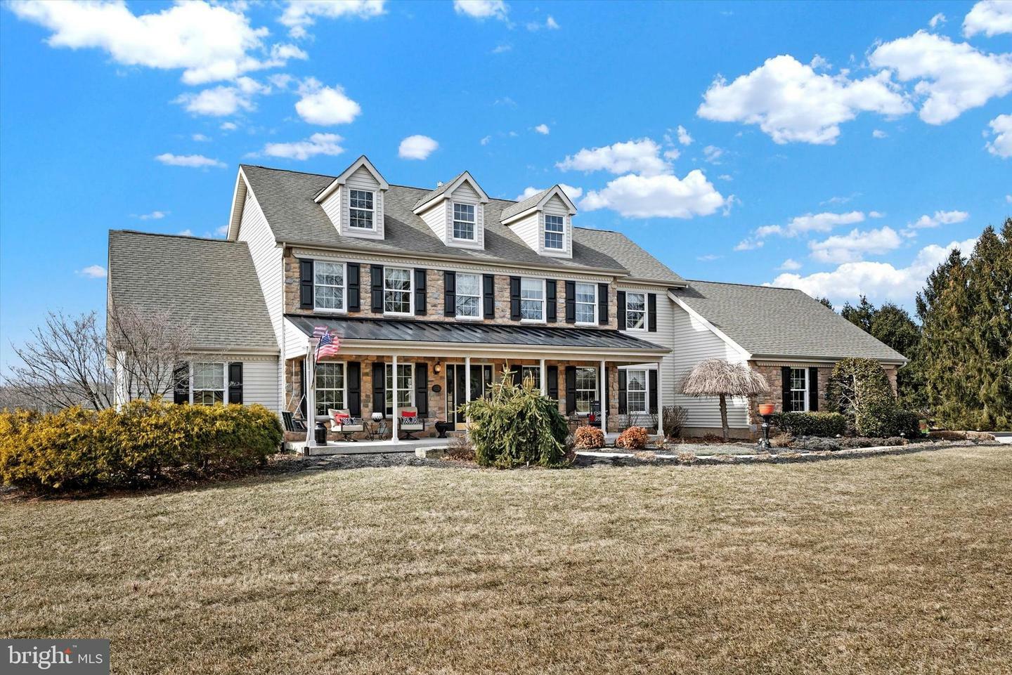 Property Photo:  4020 Fountain Circle  PA 18923 