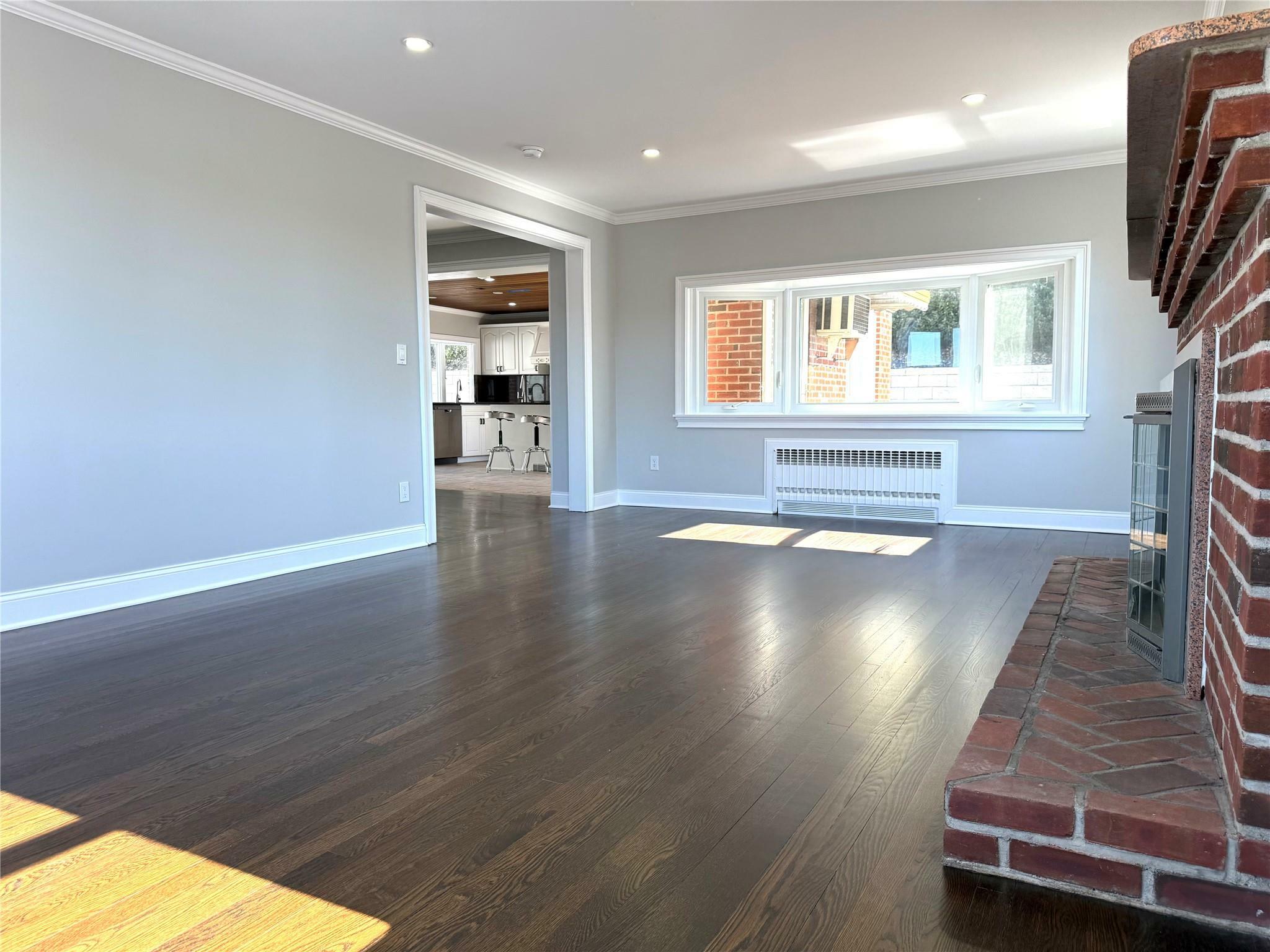 Property Photo:  270 Gainsborg Avenue E Main Floor  NY 10604 