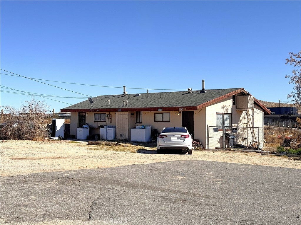 Property Photo: 25617 Jasper Road CA 92311