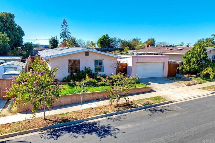 Property Photo: 2618 Cowley Wy CA 92110