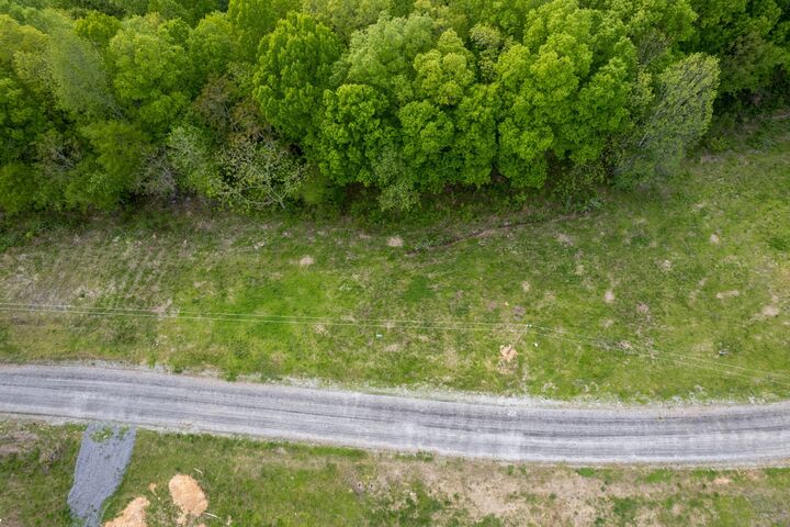 Property Photo:  34 Eli Ln  TN 38544 