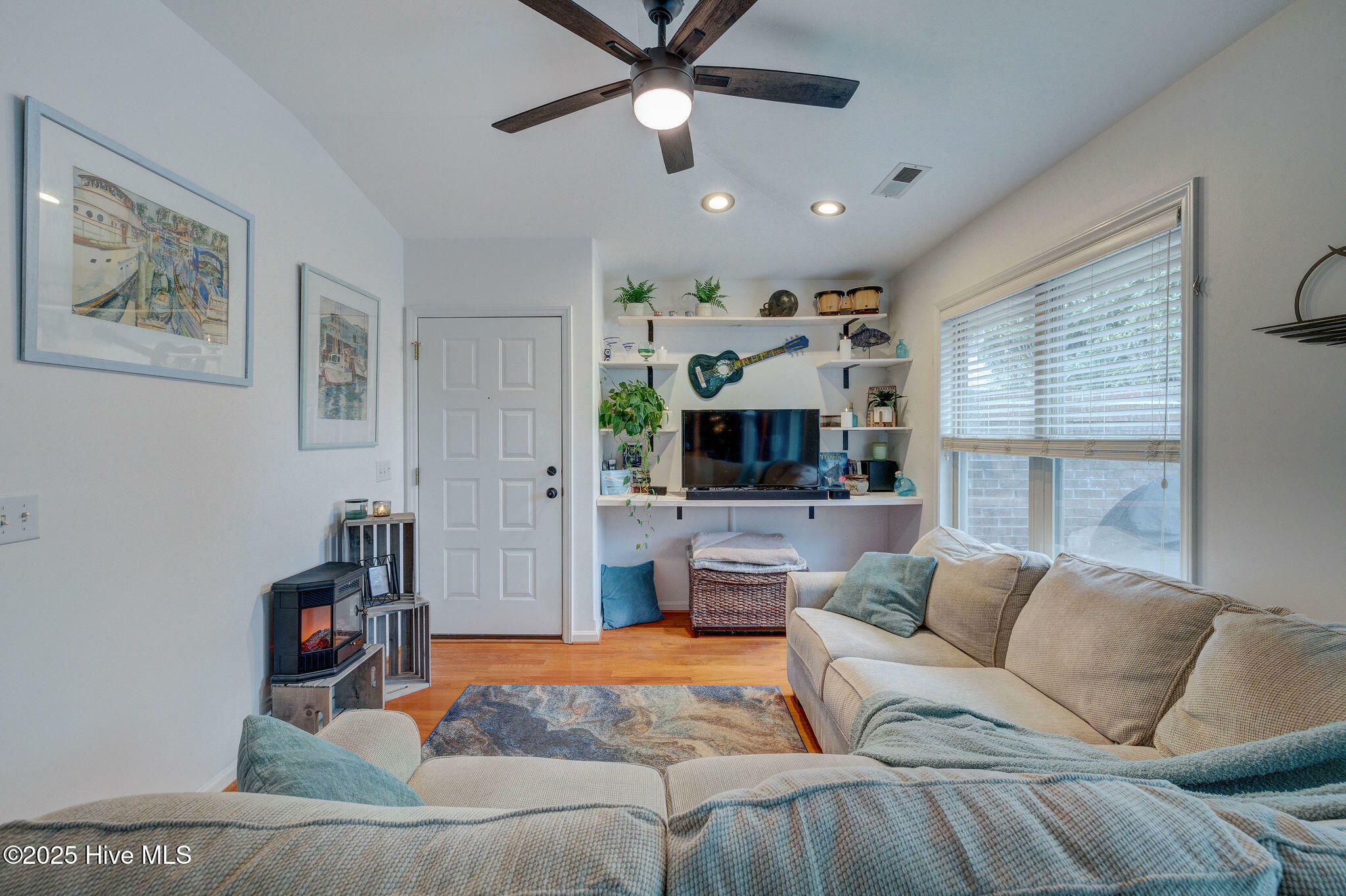Property Photo: 1028 Summerlin Falls Court NC 28412
