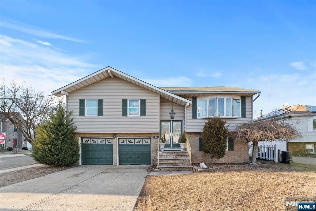 Property Photo: 40 Valley Court NJ 07094