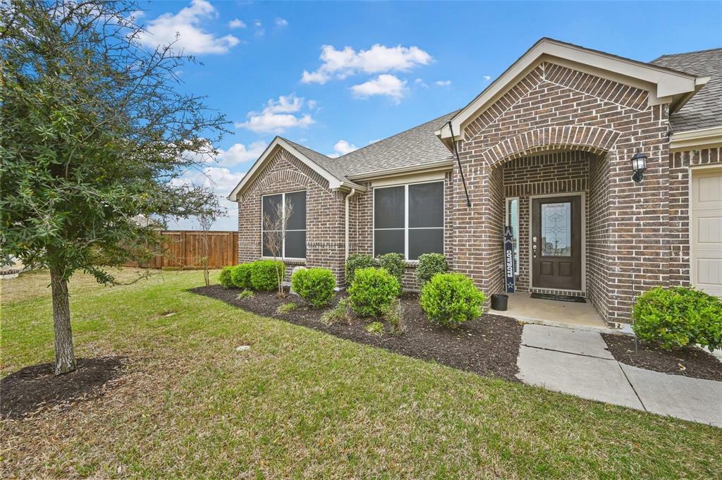 Property Photo:  3412 Woodford Drive  TX 76084 