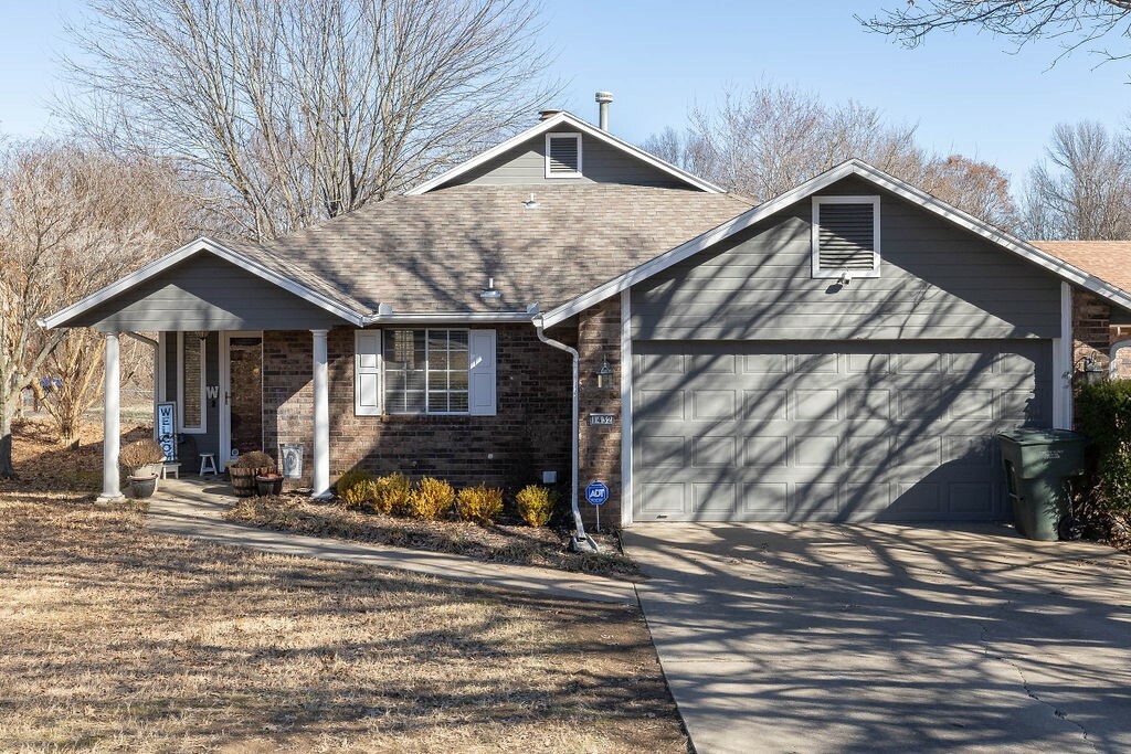 1432 E Amber Drive  Fayetteville AR 72703 photo