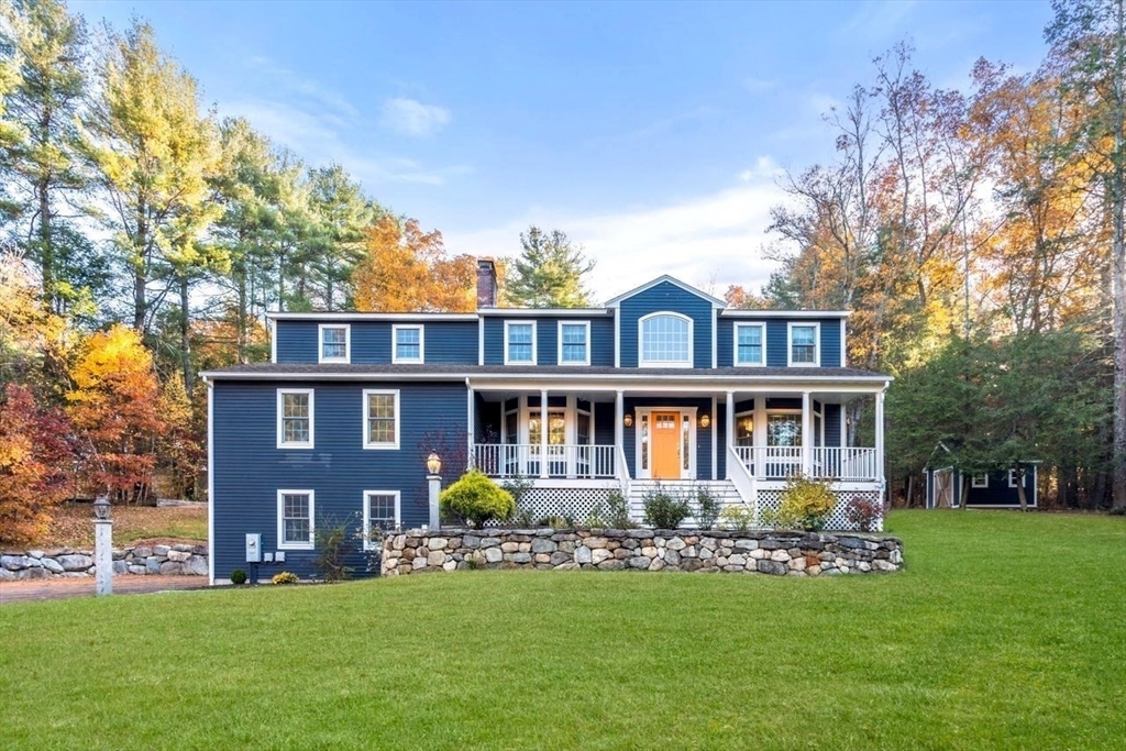 Property Photo:  12 Glenview Drive  MA 01451 