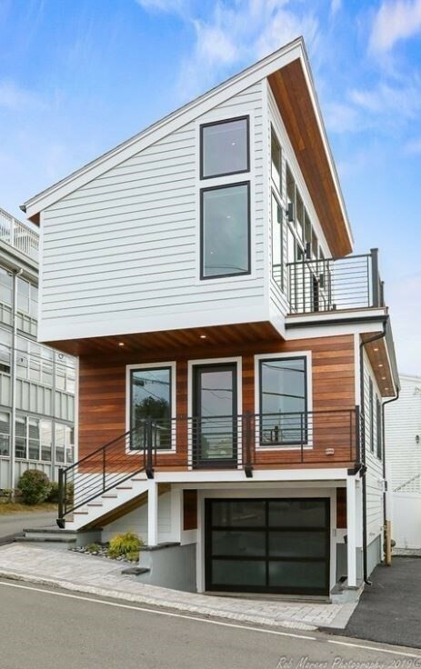 Property Photo:  41 Gardner Rd  MA 01908 