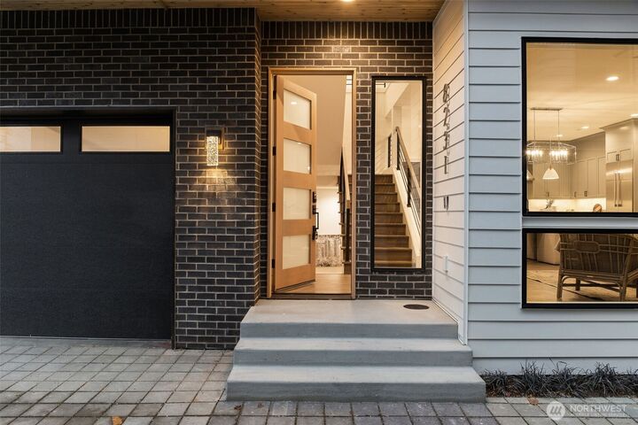 Property Photo: 8231 122nd Avenue NE WA 98033