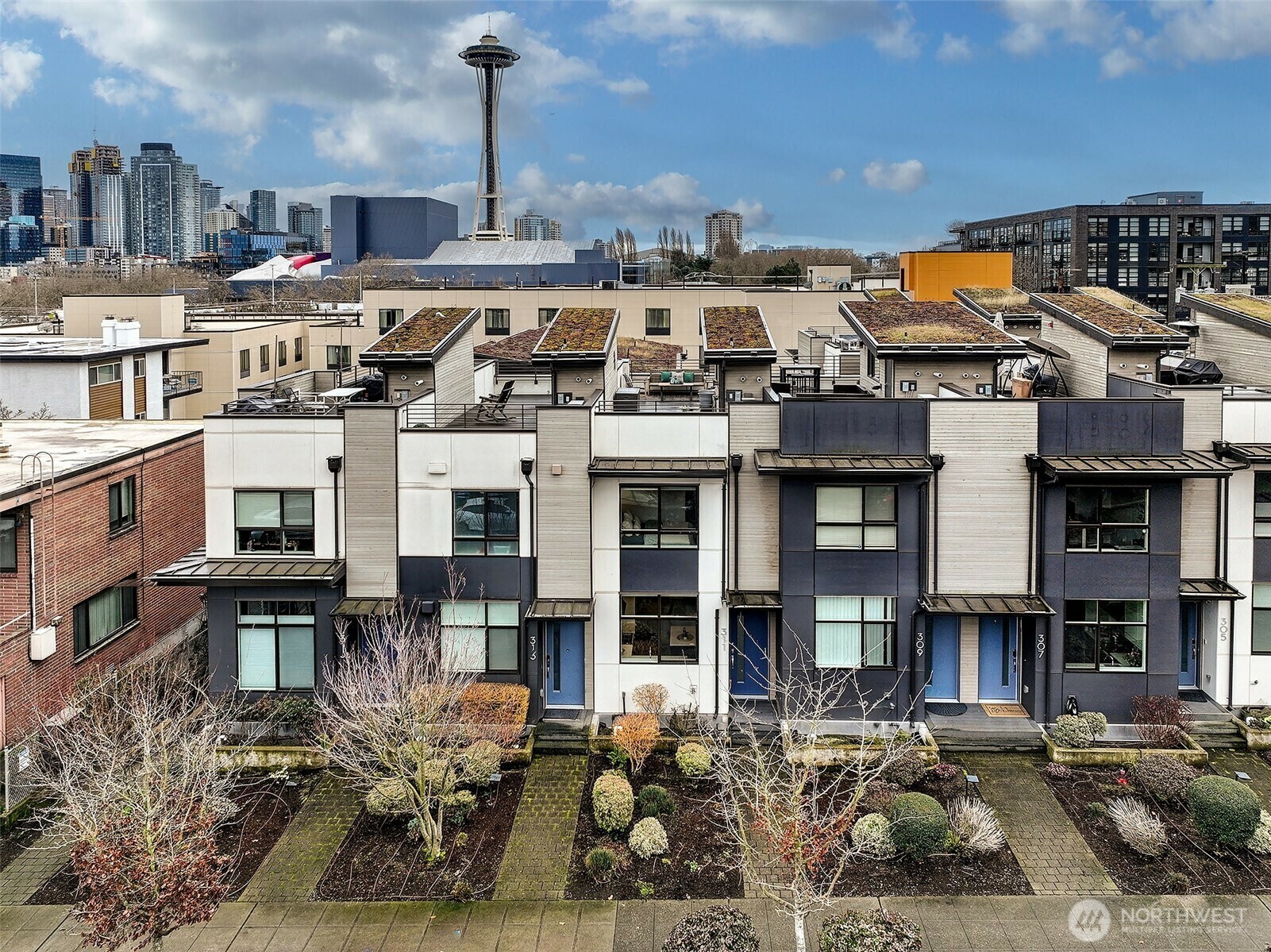 Property Photo:  311  Valley Street  WA 98109 