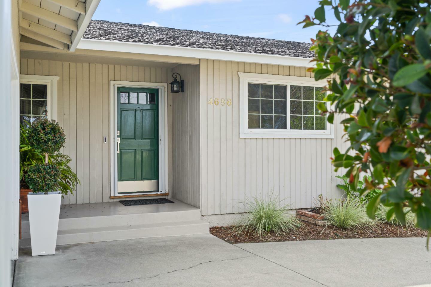 Property Photo:  4686 Englewood Drive  CA 95129 