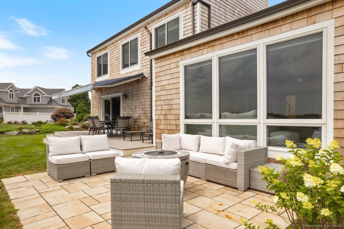Property Photo:  4 Old Fenwick Road  CT 06475 