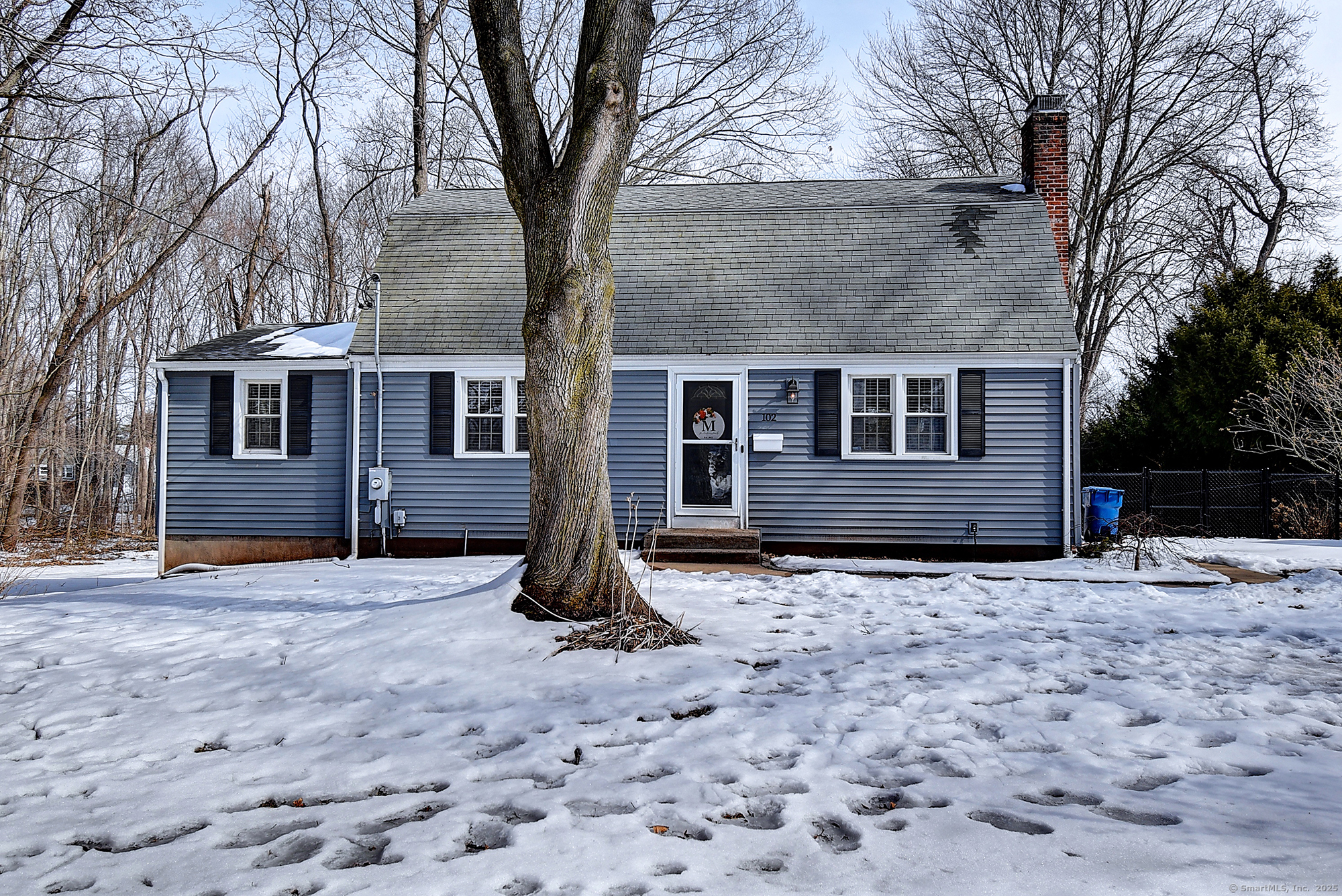 Property Photo: 102 Kenwood Street CT 06037