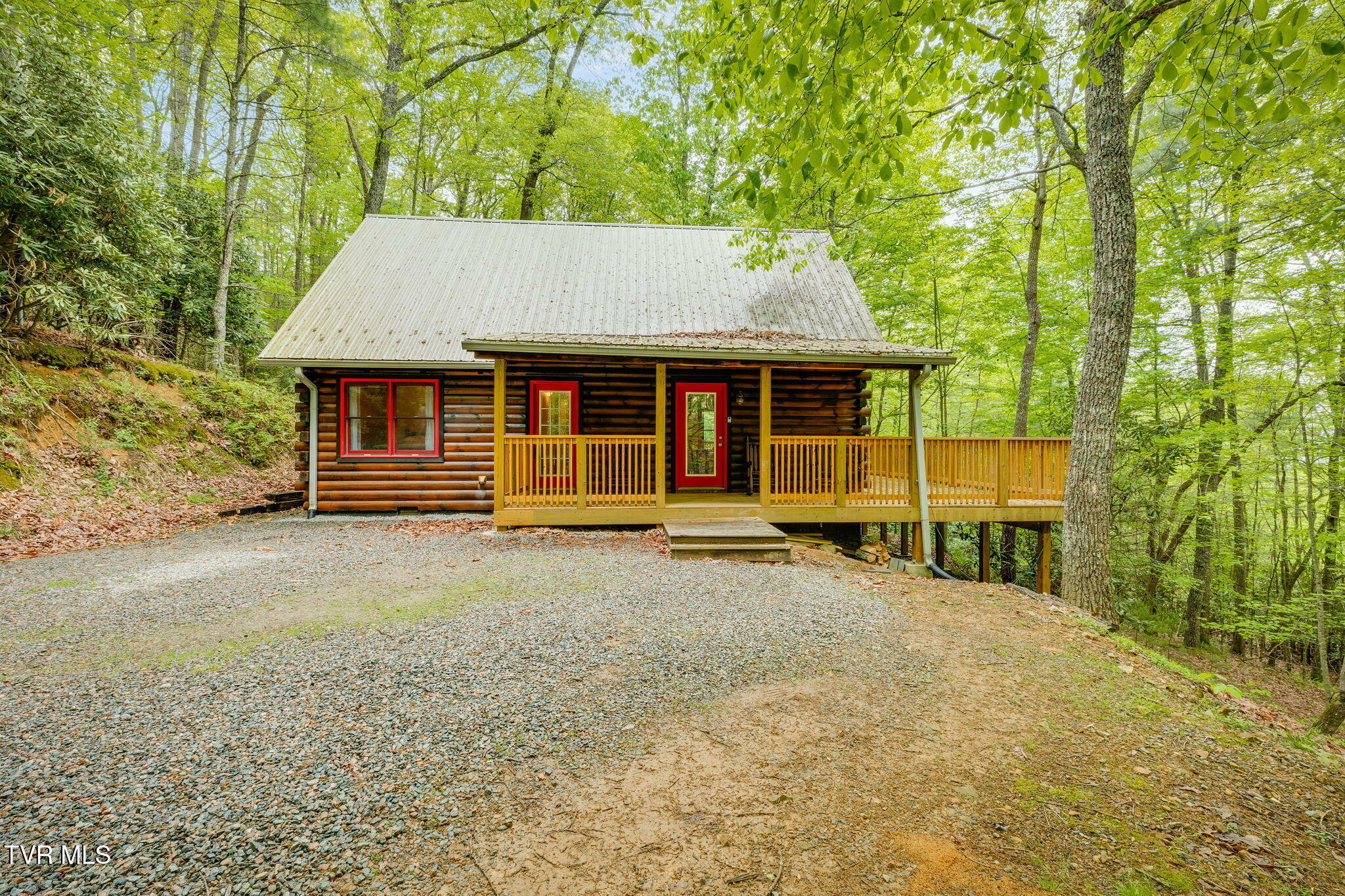 Property Photo: 2547 Callalantee Drive TN 37683