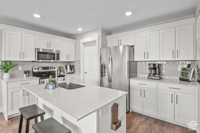 Property Photo: 6471 S Aspen Ln UT 84405