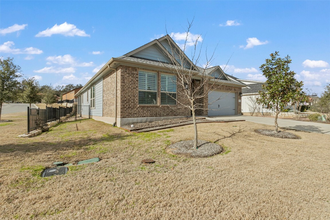 Property Photo:  211 Singing Sumac Way  TX 78666 