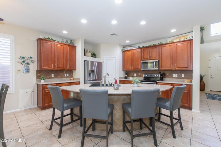 Property Photo: 21600 N 106th Lane AZ 85382