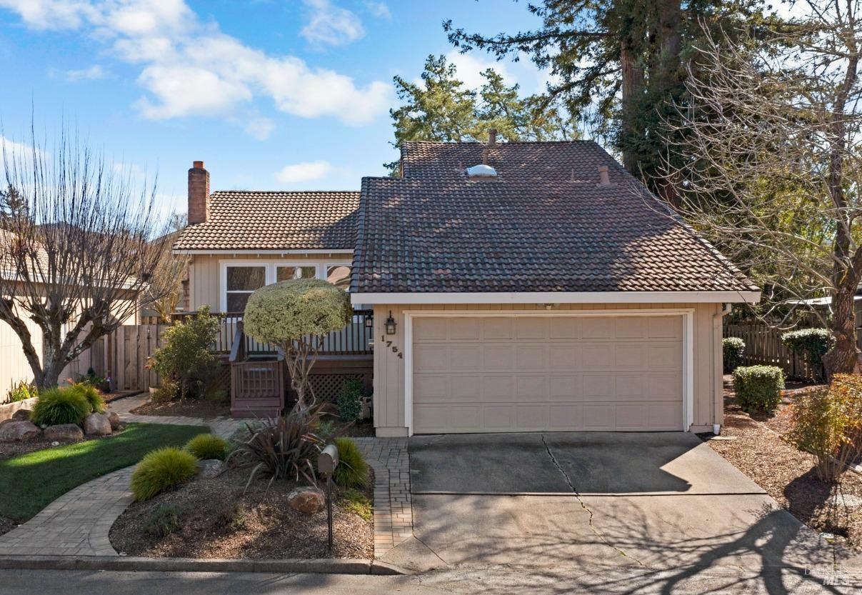 Property Photo:  1754 Arroyo Sierra Avenue  CA 95405 