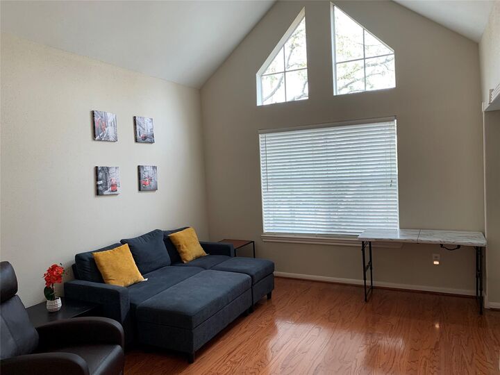 Property Photo: 1330 Old Spanish Trail 1310 TX 77054