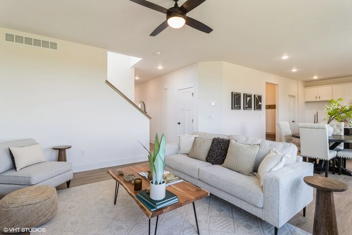 Property Photo: 965 NW Rolland Road IA 50263