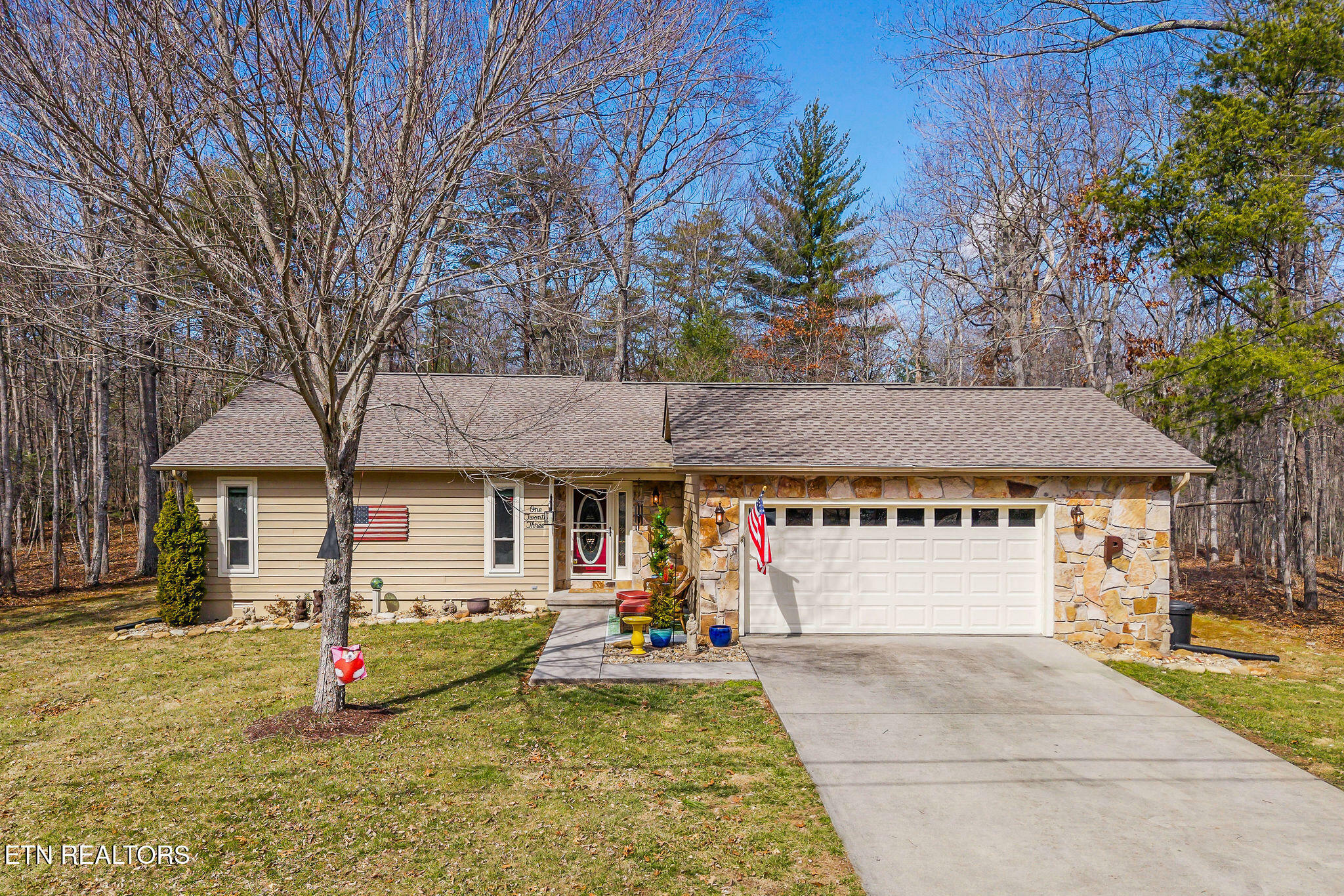 Property Photo:  123 Pomeroy Drive  TN 38558 