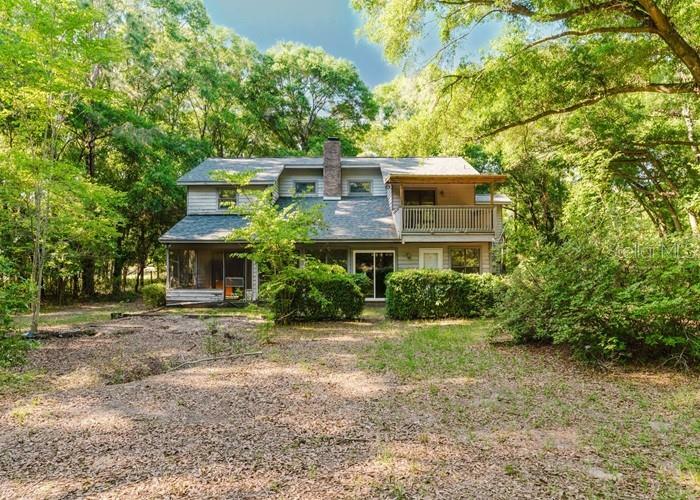 Property Photo: 106 Thurston Place FL 32536